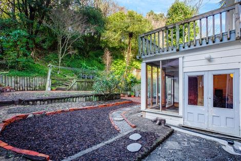 Photo of property in 42 Devon Street, Aro Valley, Wellington, 6021