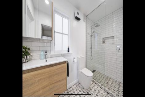 Photo of property in 80 Cuba Street, Petone, Lower Hutt, 5012