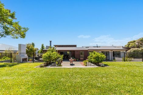 Photo of property in 3 Young Nicks Lane, Whitby, Porirua, 5024