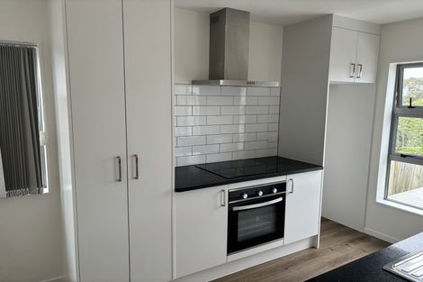 Photo of property in 78b Lincoln Park Avenue, Massey, Auckland, 0614