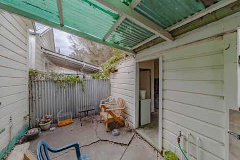Photo of property in 19 Main Street, Hospital Hill, Napier, 4110