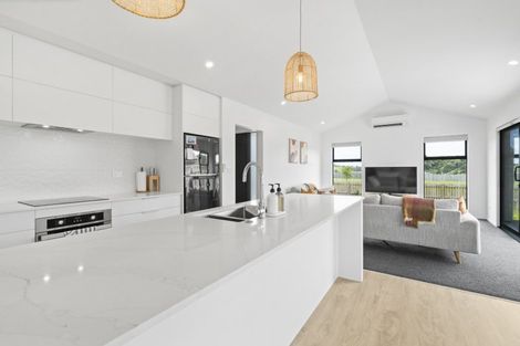 Photo of property in 205 Adler Drive, Ohauiti, Tauranga, 3112