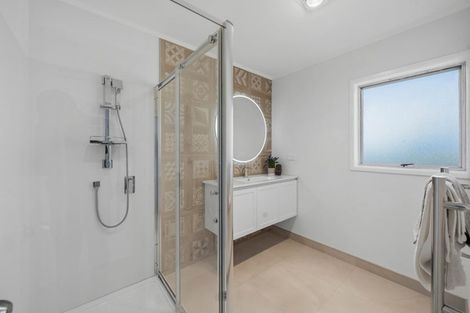 Photo of property in 7 Damian Way, Weymouth, Auckland, 2103