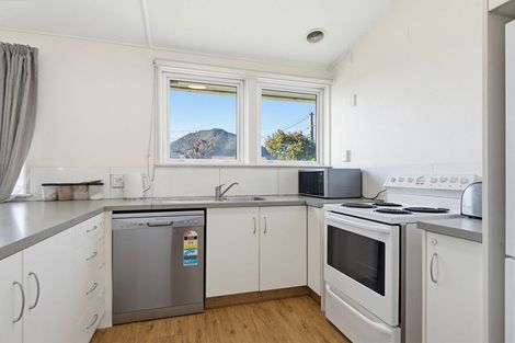 Photo of property in 28 Domett Street, Kawerau, 3127