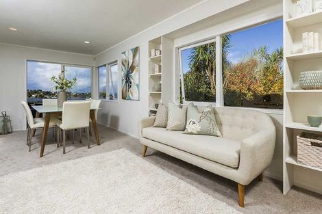 Photo of property in 56 Wyoming Avenue, Murrays Bay, Auckland, 0630