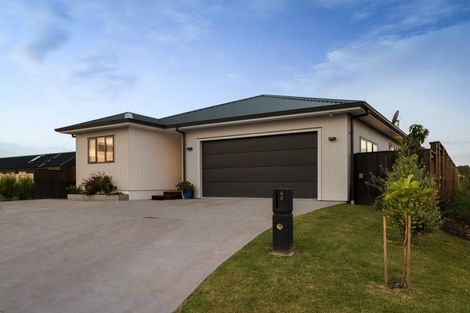 Photo of property in 48 Reel Road, Waihi Beach, 3611