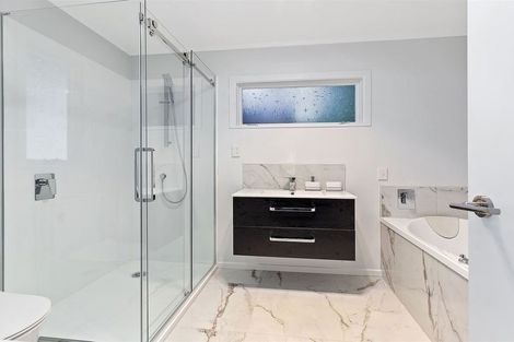 Photo of property in 29 The Track, Plimmerton, Porirua, 5026