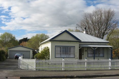Photo of property in 52 Bibby Street, Waipawa, 4210