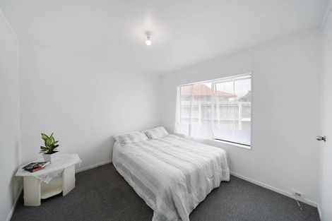 Photo of property in 10 Horlicks Place, Randwick Park, Auckland, 2105