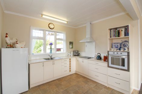 Photo of property in 6 Connell Street, Waitaki Bridge, Oamaru, 9493