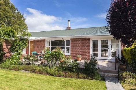 Photo of property in 7 Willowbrook Place, Fendalton, Christchurch, 8052