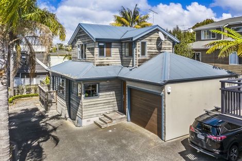 Photo of property in 23a Stafford Road, Northcote Point, Auckland, 0627