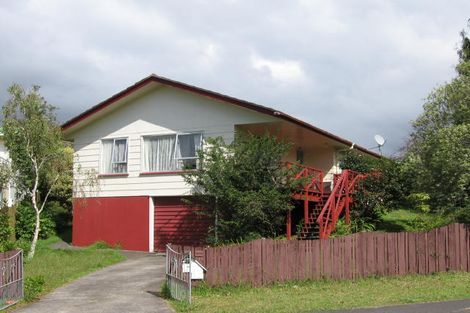 Photo of property in 38 Rosewarne Crescent, Glendene, Auckland, 0602