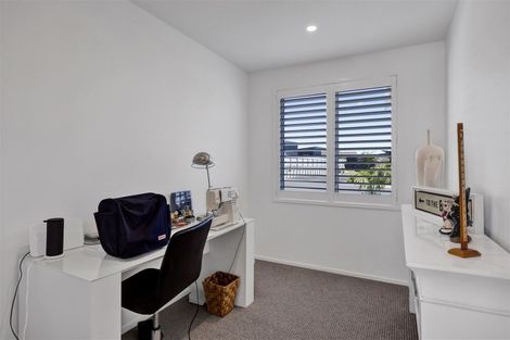 Photo of property in 30 Nadine Stanton Drive, Bell Block, New Plymouth, 4312