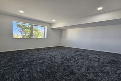 Photo of property in 12b Minaret Drive, Bucklands Beach, Auckland, 2014