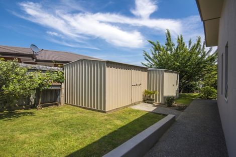 Photo of property in 24 Glentui Place, Waikawa, Picton, 7220