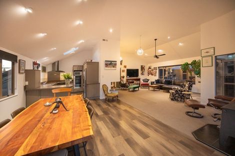 Photo of property in 3 Windsor Street, Terrace End, Palmerston North, 4410