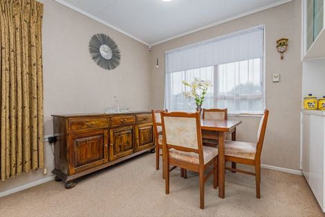 Photo of property in 10 Victoria Street, Pahiatua, 4910