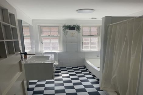 Photo of property in 5 Grass Street, Oriental Bay, Wellington, 6011