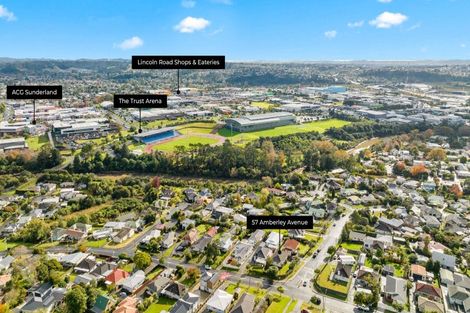 Photo of property in 57 Amberley Avenue, Te Atatu South, Auckland, 0610