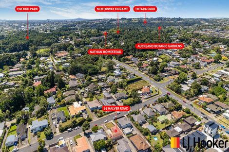 Photo of property in 61 Halver Road, Hillpark, Auckland, 2102