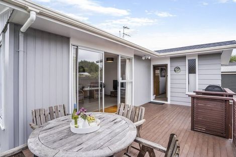 Photo of property in 83 Walworth Avenue, Pakuranga Heights, Auckland, 2010