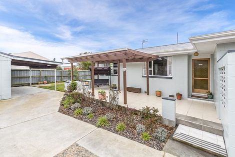 Photo of property in 23 Woodlands Place, Aranui, Christchurch, 8061