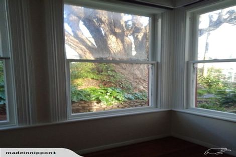 Photo of property in 51 Hawker Street, Mount Victoria, Wellington, 6011