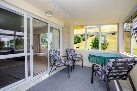 Photo of property in 208 Adelaide Road, Dannevirke, 4930