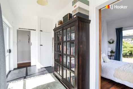 Photo of property in 43 Duckworth Street, Andersons Bay, Dunedin, 9013