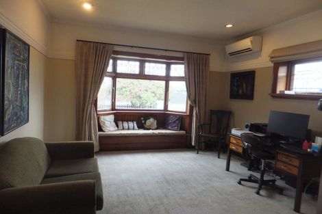 Photo of property in 55 North Avon Road, Richmond, Christchurch, 8013