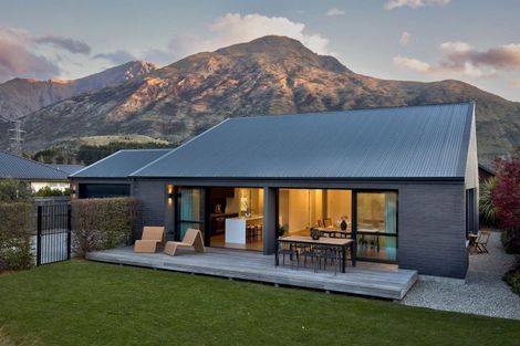 Photo of property in 20 Banbury Terrace, Lower Shotover, Queenstown, 9304