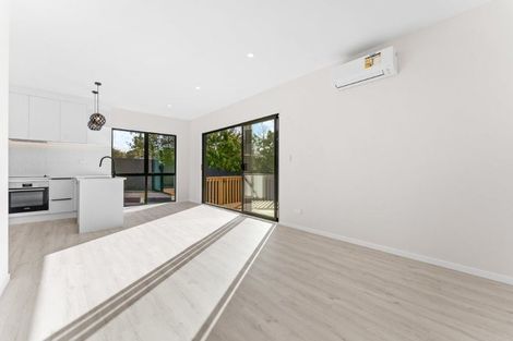 Photo of property in 19b Red Beach Road, Red Beach, 0932