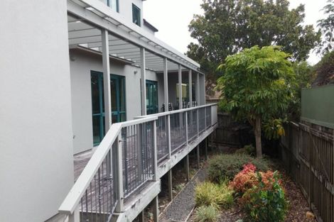 Photo of property in 2/15 Quebec Road, Milford, Auckland, 0620