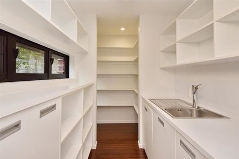 Photo of property in 6 Craigieburn Lane, Mount Pleasant, Christchurch, 8081