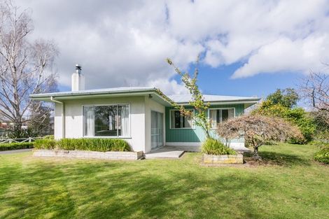 Photo of property in 23 Saint Hill Lane, Havelock North, 4130