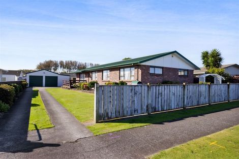 Photo of property in 18 Rimu Street, Hawera, 4610