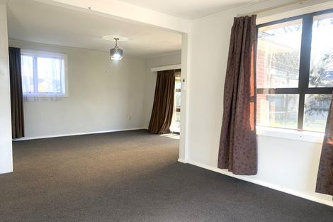 Photo of property in 11 Bevin Place, Bryndwr, Christchurch, 8053
