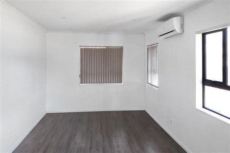 Photo of property in 63a Archibald Road, Kelston, Auckland, 0602