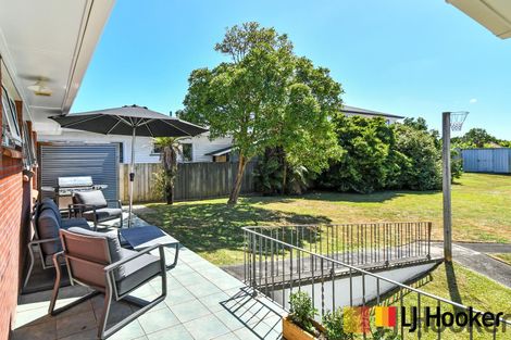 Photo of property in 26 Rothery Road, Hillpark, Auckland, 2102