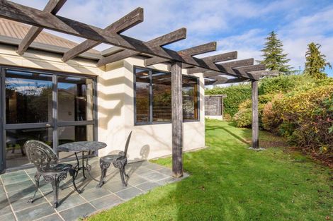 Photo of property in 8 Cherry Court, Wanaka, 9305