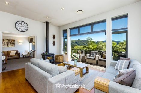 Photo of property in 39 Sylvan Way, Silverstream, Upper Hutt, 5019