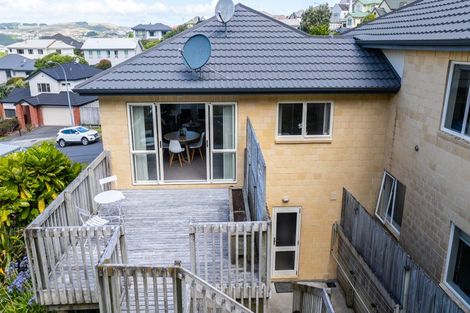 Photo of property in 18 Erlestoke Crescent, Churton Park, Wellington, 6037