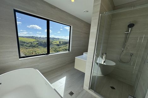 Photo of property in 32 Ridgehill Rise, Flat Bush, 2019