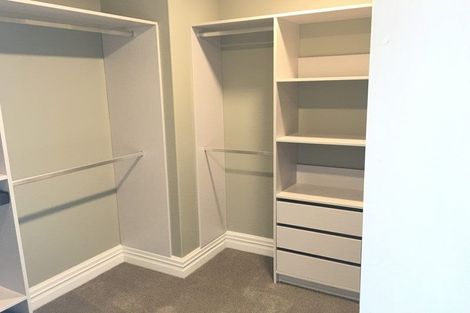 Photo of property in 18 Colliston Rise, Pinehill, Auckland, 0632