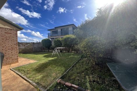 Photo of property in 155c Hobsonville Road, West Harbour, Auckland, 0618