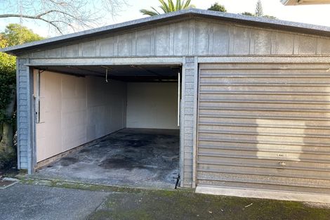 Photo of property in 18 Diana Drive, Glenfield, Auckland, 0627