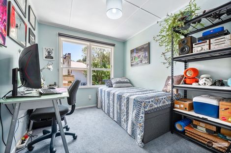 Photo of property in 17 Park Road, Belmont, Lower Hutt, 5010