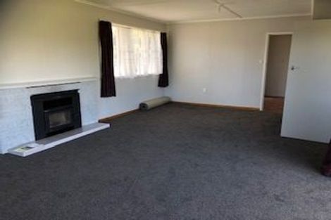 Photo of property in 1 Henderson Street, Kimbolton, 4774