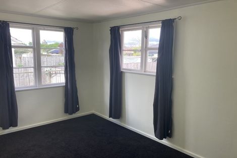 Photo of property in 39 Sare Crescent, Fairfield, Hamilton, 3214